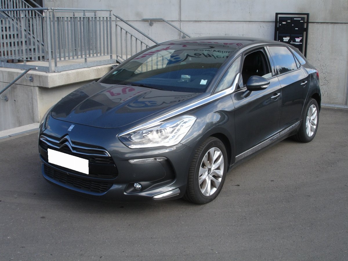 DS 2.0 BLUEHDI 180 EXECUTIVE EAT6 DS5