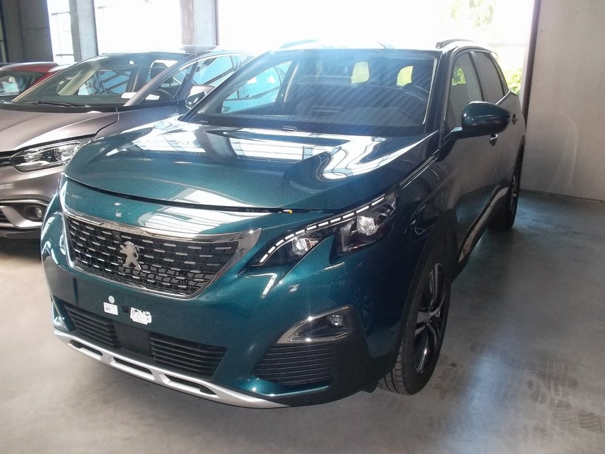 PEUGEOT 1.6 B-HDI 120 ALLURE 5008