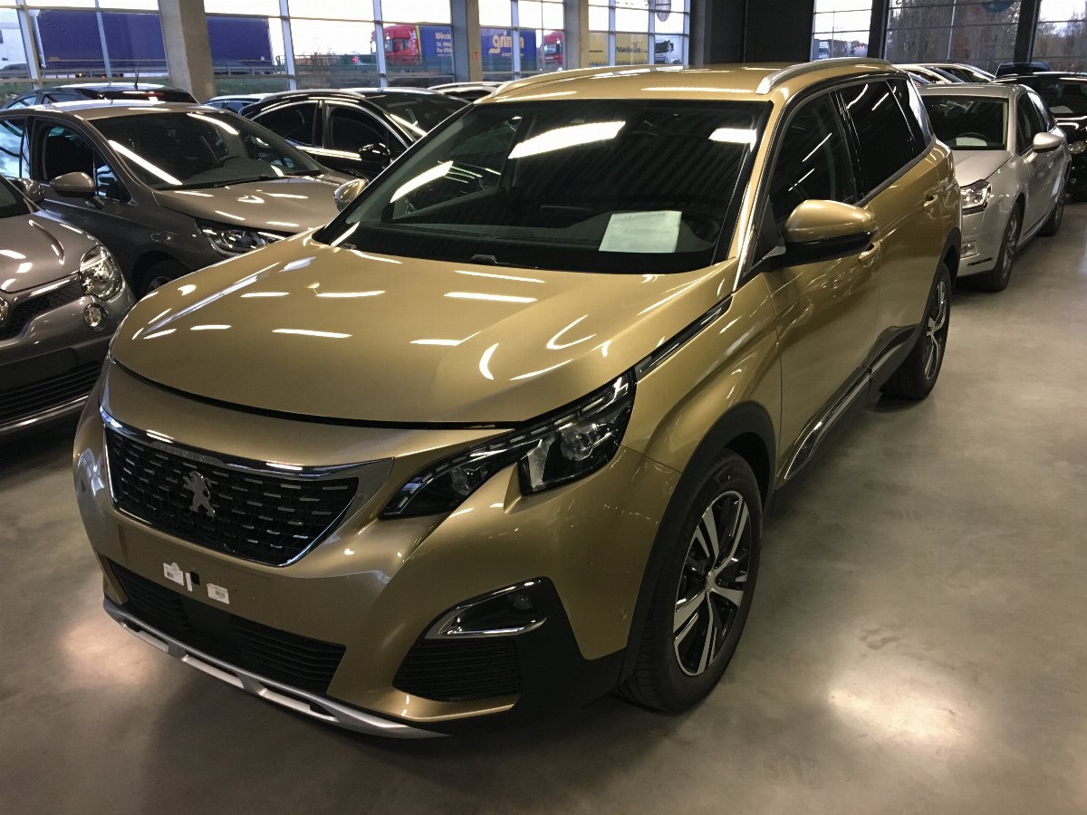 PEUGEOT 1.6 B-HDI 120 ALLURE 5008