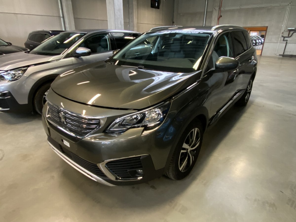 PEUGEOT 1.2 PURETECH 130 ALLURE 5008