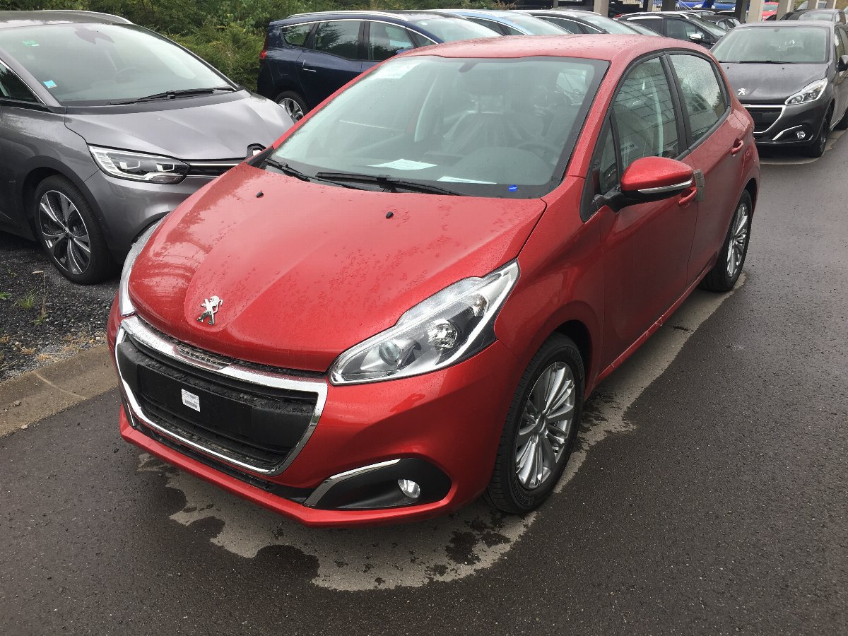 PEUGEOT 1.2 PURETECH 82 ACTIVE 208