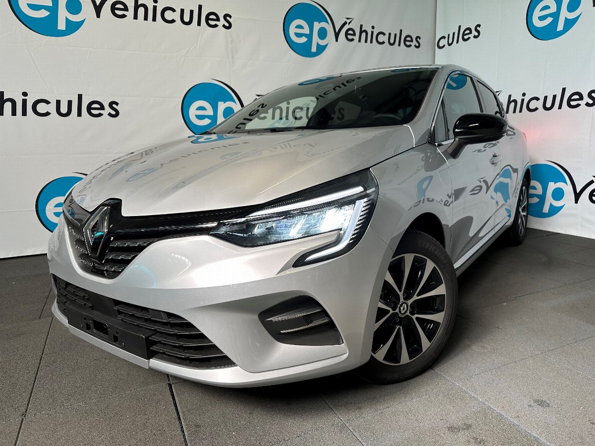 RENAULT 1.0 TCE 90 TECHNO X-TRONIC CLIO