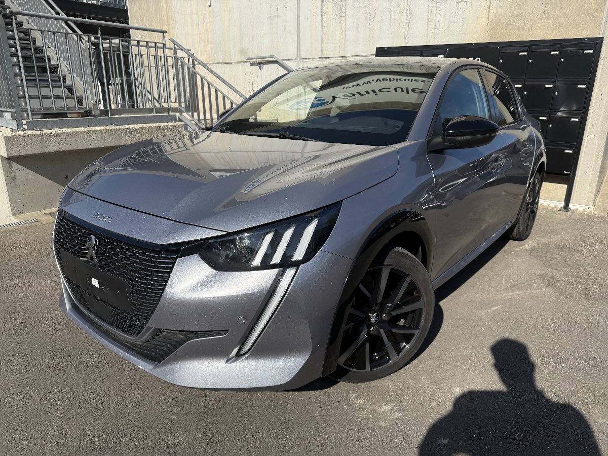 PEUGEOT 1.2 PURETECH 100 GT 208