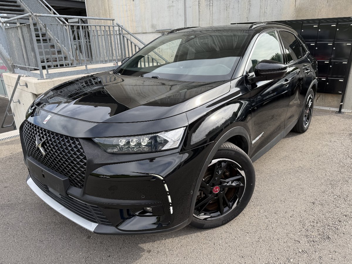 DS 1.6 E-TENSE 300 E-EAT8 PERFORMANCE LINE + DS7