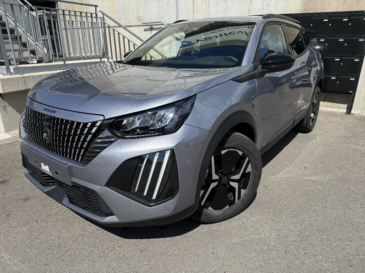 PEUGEOT 1.2 HYBRID 145 E-DCS6 ALLURE 2008